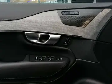 XC90 B5 D AWD Plus Bright 7-Sitzer