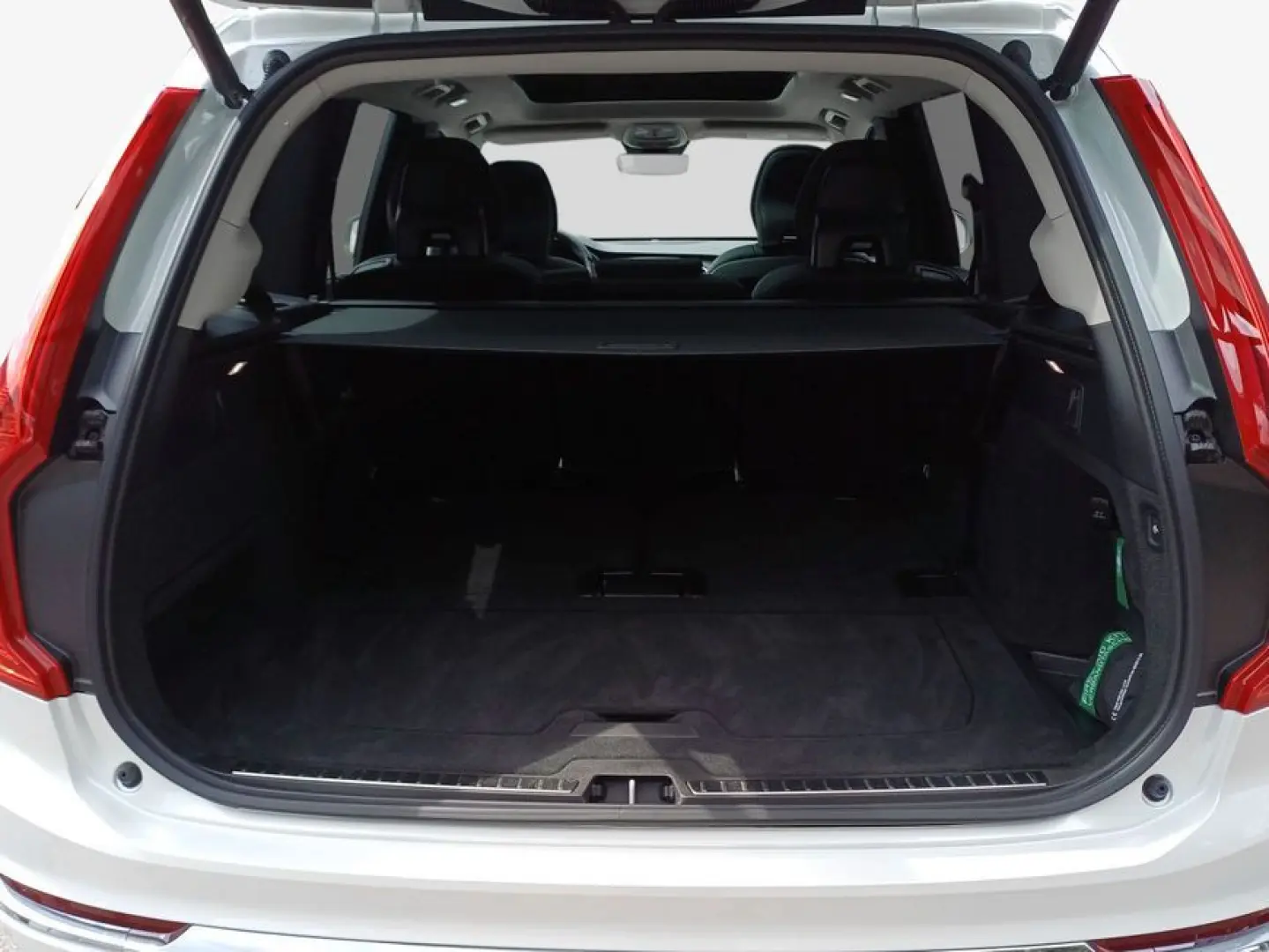 XC90 B5 D AWD Plus Bright Stdhzg*Pano*7-Sitzer