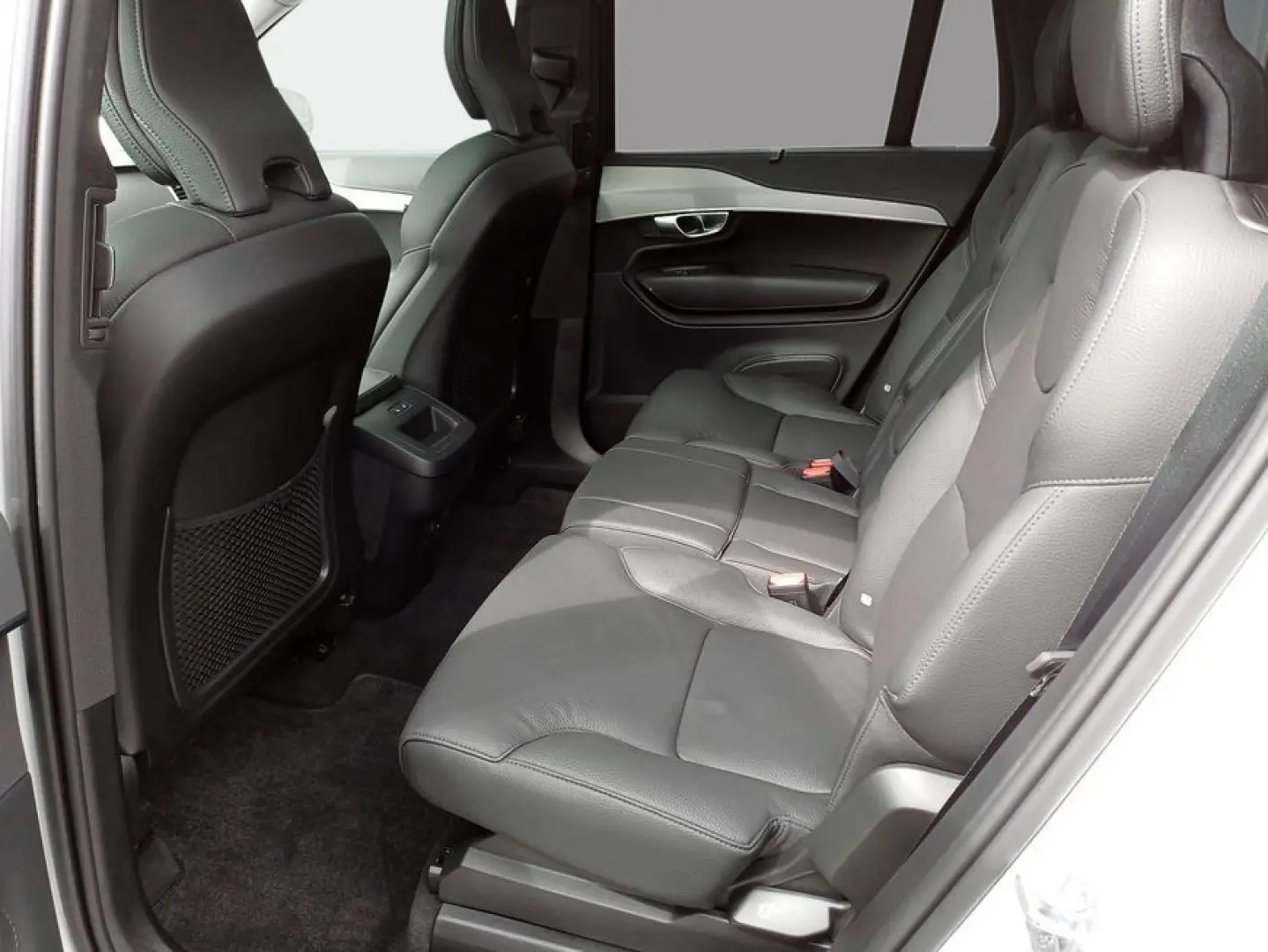 XC90 B5 D AWD Plus Bright Stdhzg*Pano*7-Sitzer