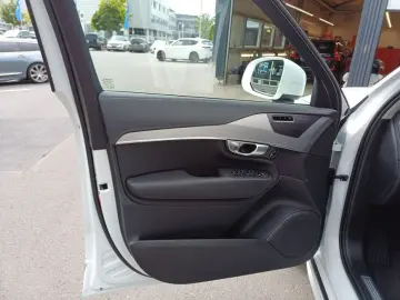 XC90 B5 D AWD Plus Bright Stdhzg*Pano*7-Sitzer