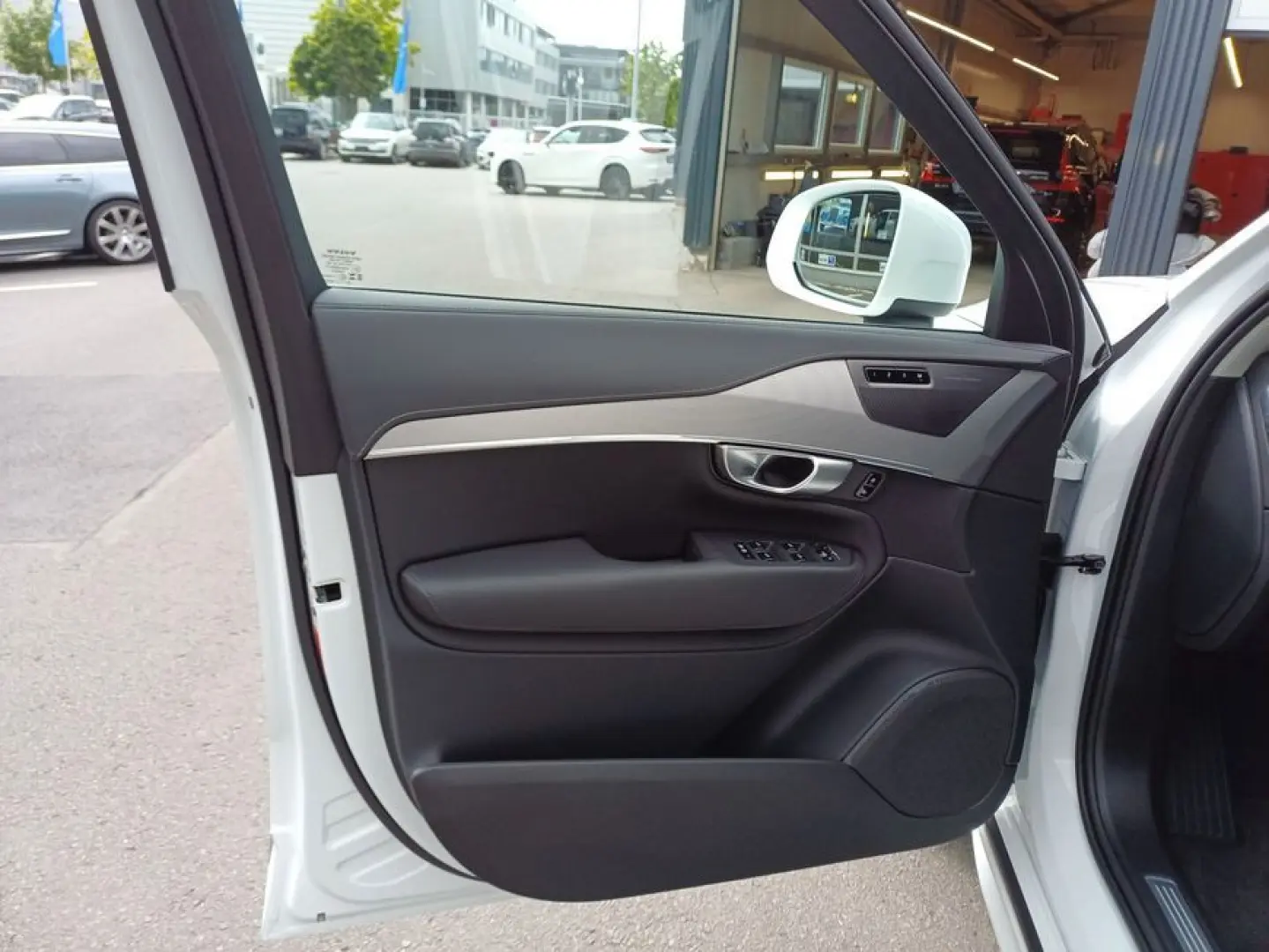 XC90 B5 D AWD Plus Bright Stdhzg*Pano*7-Sitzer