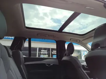 XC90 B5 D AWD Plus Bright Stdhzg*Pano*7-Sitzer