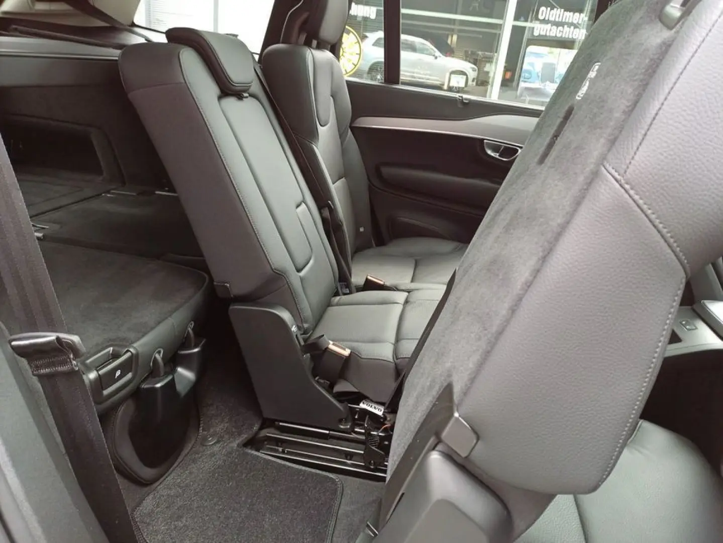 XC90 B5 D AWD Plus Bright Stdhzg*Pano*7-Sitzer
