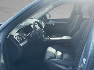 XC90 B5 AWD Mild-Hybrid Plus Dark 7-Sitzer AHK