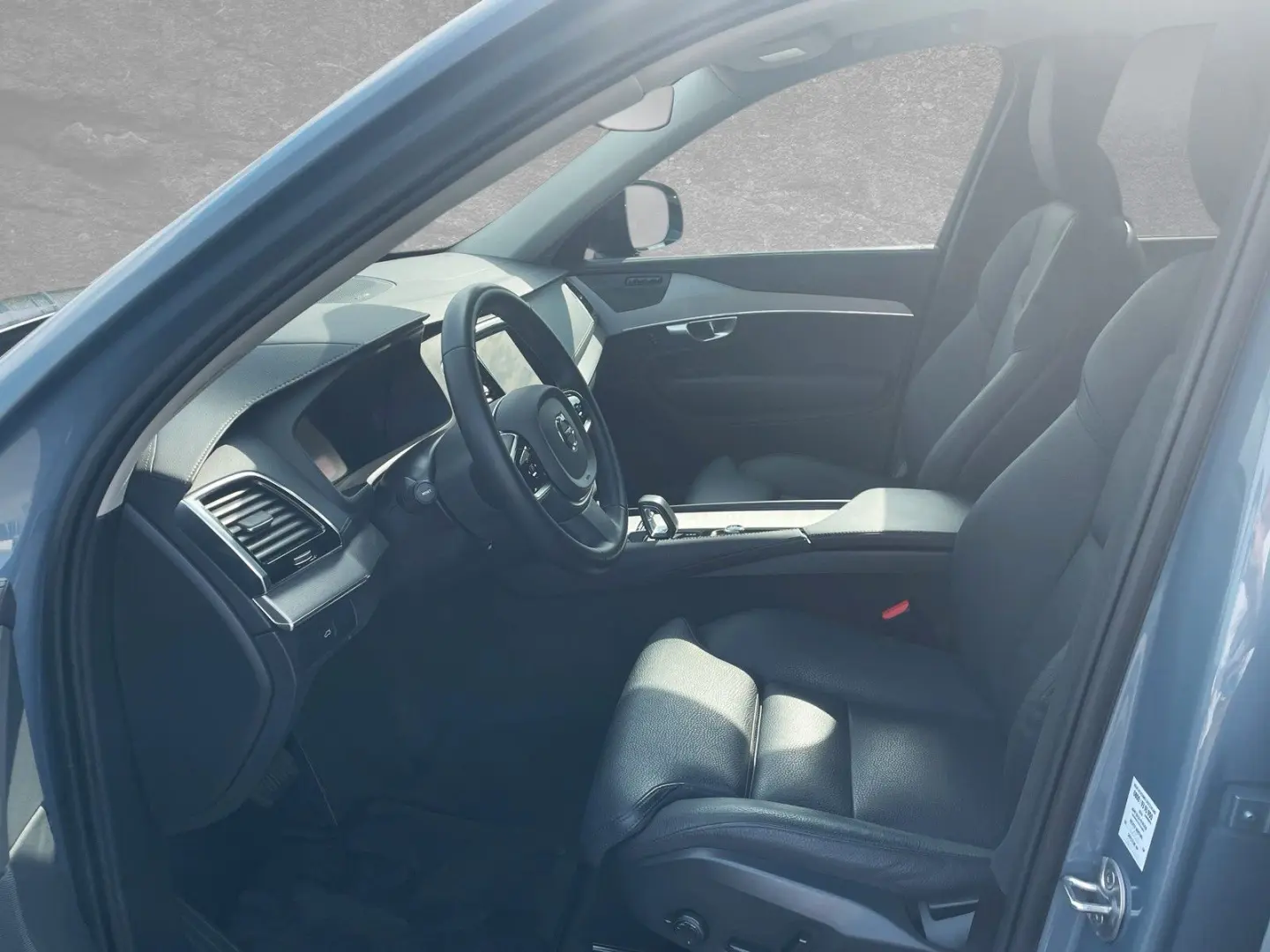 XC90 B5 AWD Mild-Hybrid Plus Dark 7-Sitzer AHK