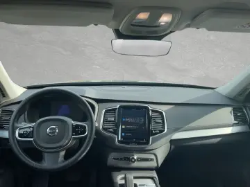 XC90 B5 AWD Mild-Hybrid Plus Dark 7-Sitzer AHK
