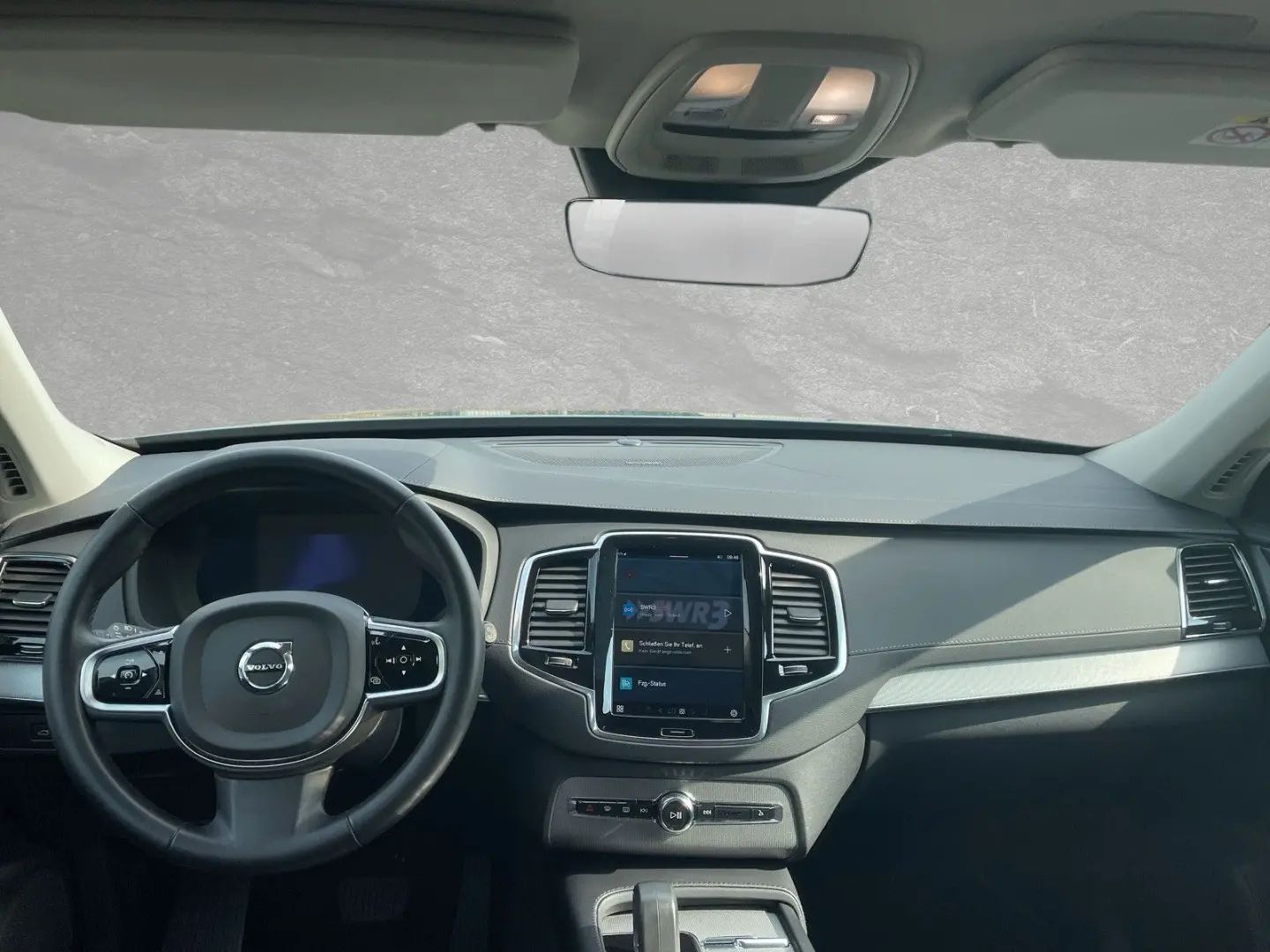 XC90 B5 AWD Mild-Hybrid Plus Dark 7-Sitzer AHK