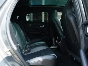 Cayenne S Coupé Platinum PDLS+/PANO/BOSE/21