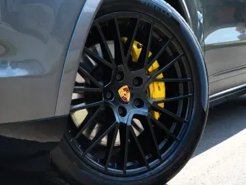 Cayenne S Coupé Platinum PDLS+/PANO/BOSE/21