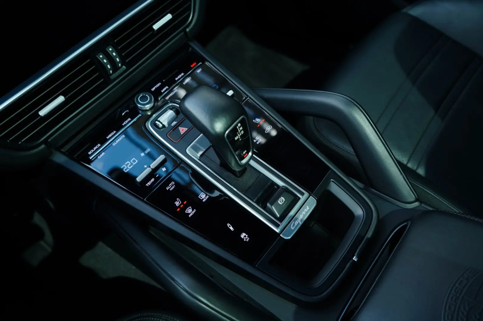 Cayenne S Coupé Platinum PDLS+/PANO/BOSE/21