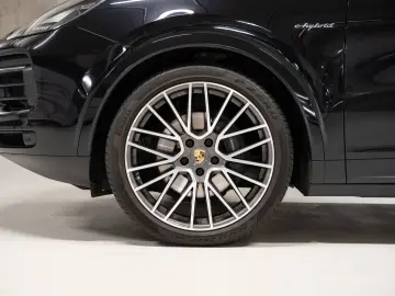 Cayenne E-Hybrid Coupe BOSE PASM Sportabgasanlag