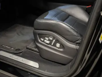 Cayenne E-Hybrid Coupe BOSE PASM Sportabgasanlag