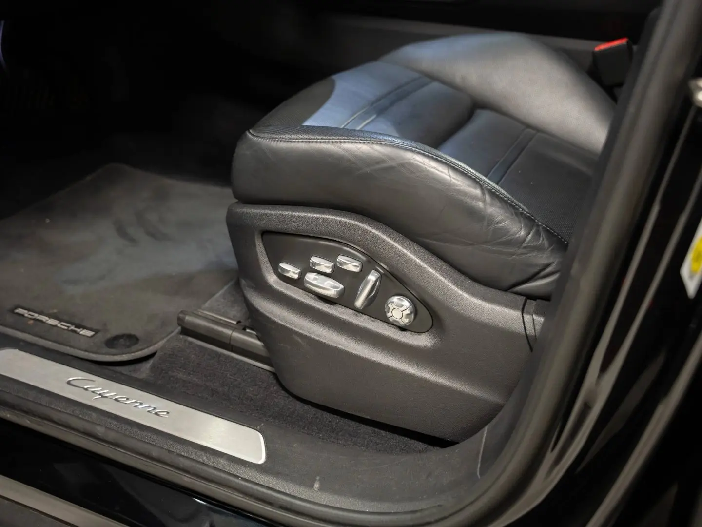 Cayenne E-Hybrid Coupe BOSE PASM Sportabgasanlag
