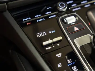 Cayenne E-Hybrid Coupe BOSE PASM Sportabgasanlag