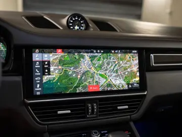 Cayenne E-Hybrid Coupe BOSE PASM Sportabgasanlag