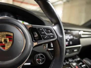 Cayenne E-Hybrid Coupe BOSE PASM Sportabgasanlag
