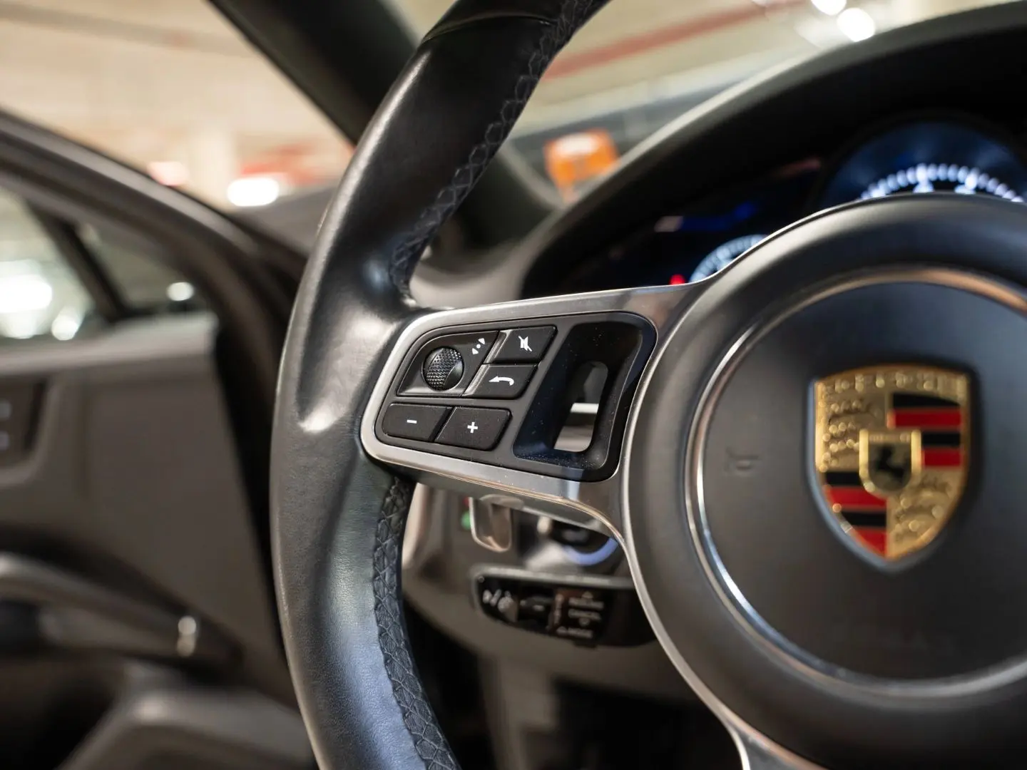 Cayenne E-Hybrid Coupe BOSE PASM Sportabgasanlag
