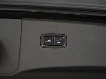 Cayenne E-Hybrid Coupe BOSE PASM Sportabgasanlag
