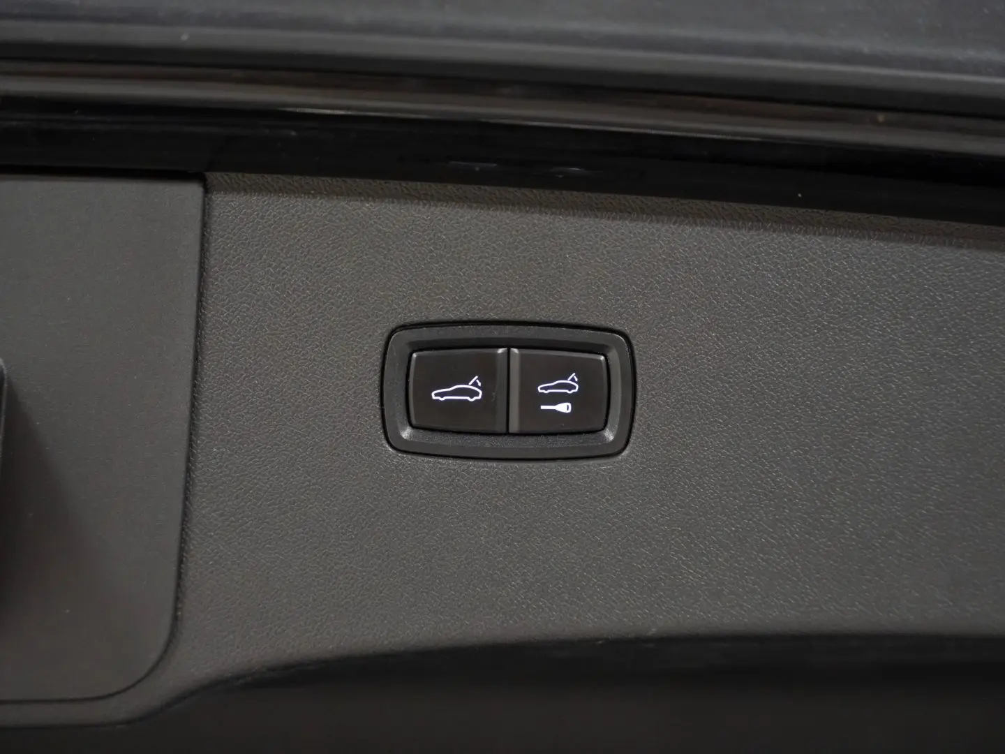 Cayenne E-Hybrid Coupe BOSE PASM Sportabgasanlag