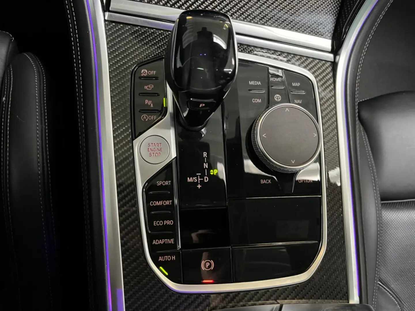 8 Gran Coupe 840 d xDrive M Sport CARBON PANORAM