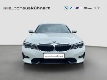 330e xDrive iPerformance Sport Line SpurAss Navi
