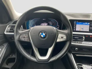 330e xDrive iPerformance Sport Line SpurAss Navi