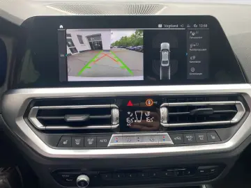 330e xDrive iPerformance Sport Line SpurAss Navi
