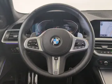 320d xDrive Limousine M Sport Laser/HUD/DAB Lase