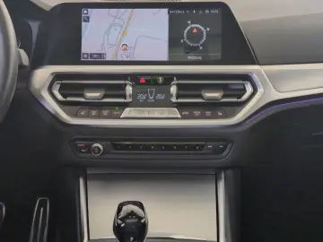 320d xDrive Limousine M Sport Laser/HUD/DAB Lase