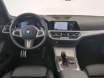 320d xDrive Limousine M Sport Laser/HUD/DAB Lase