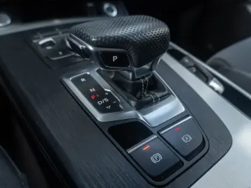 Audi Q5 55 TFSIe PHEV Quattro