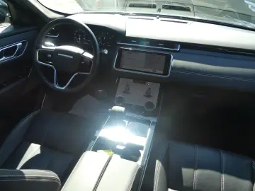 Range Rover Velar D300 R-Dynamic MATRIX/PANO/KAM