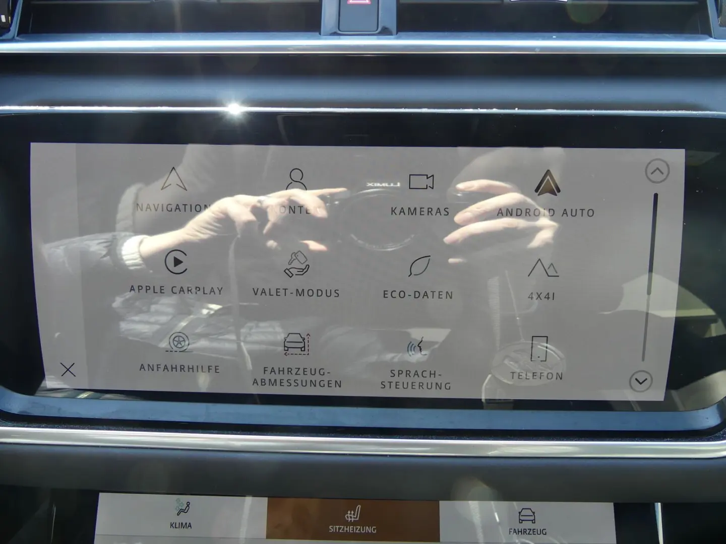 Range Rover Velar D300 R-Dynamic MATRIX/PANO/KAM