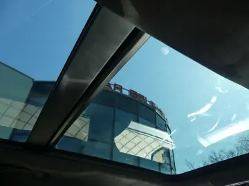 Range Rover Velar D300 R-Dynamic MATRIX/PANO/KAM