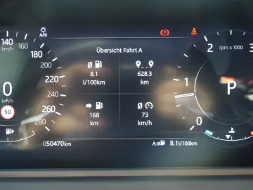Range Rover Velar D300 R-Dynamic MATRIX/PANO/KAM