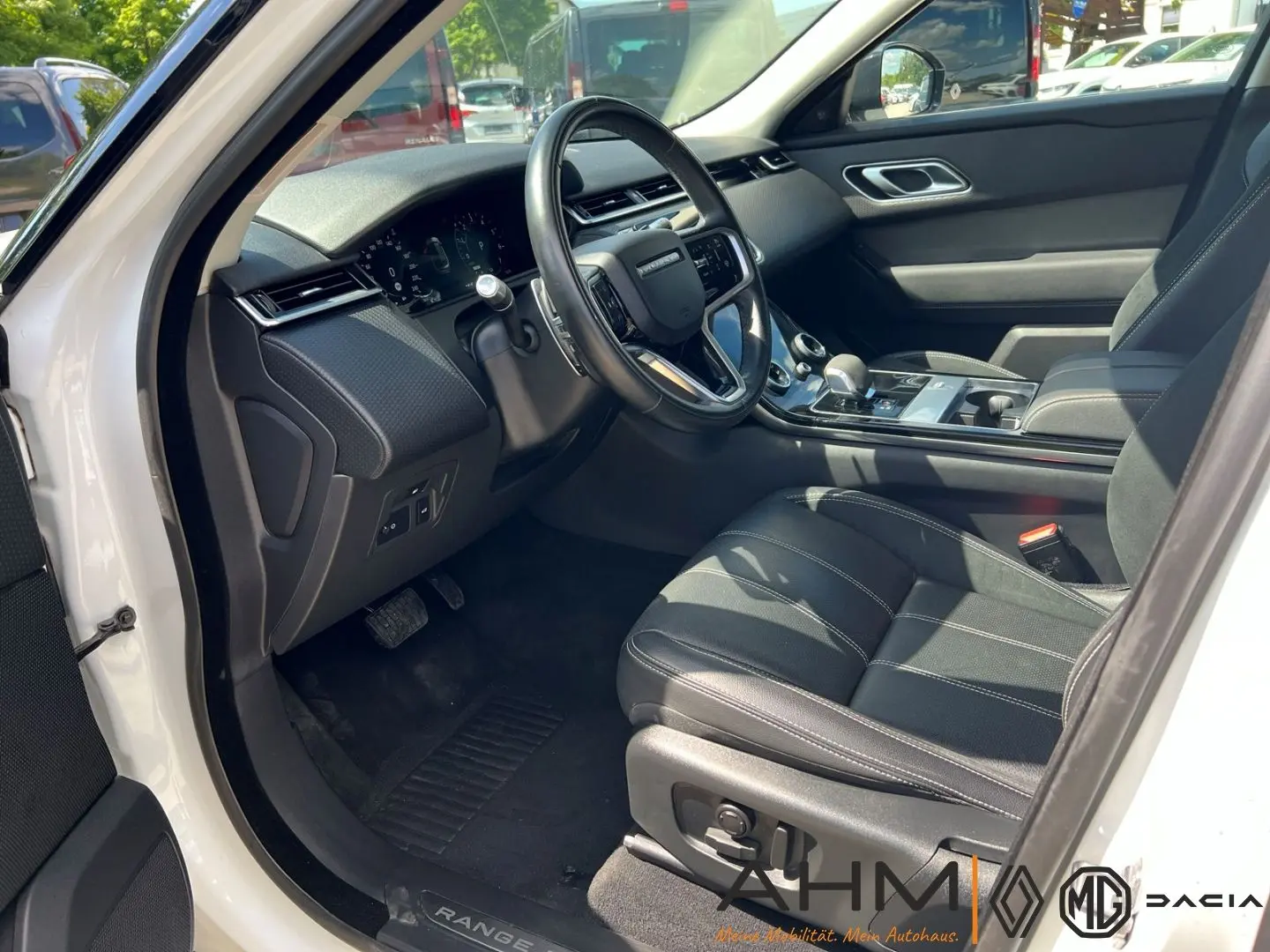 Range Rover Velar Hybrid P400e Plug-In Premium L