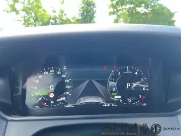 Range Rover Velar Hybrid P400e Plug-In Premium L