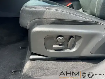 Range Rover Velar Hybrid P400e Plug-In Premium L