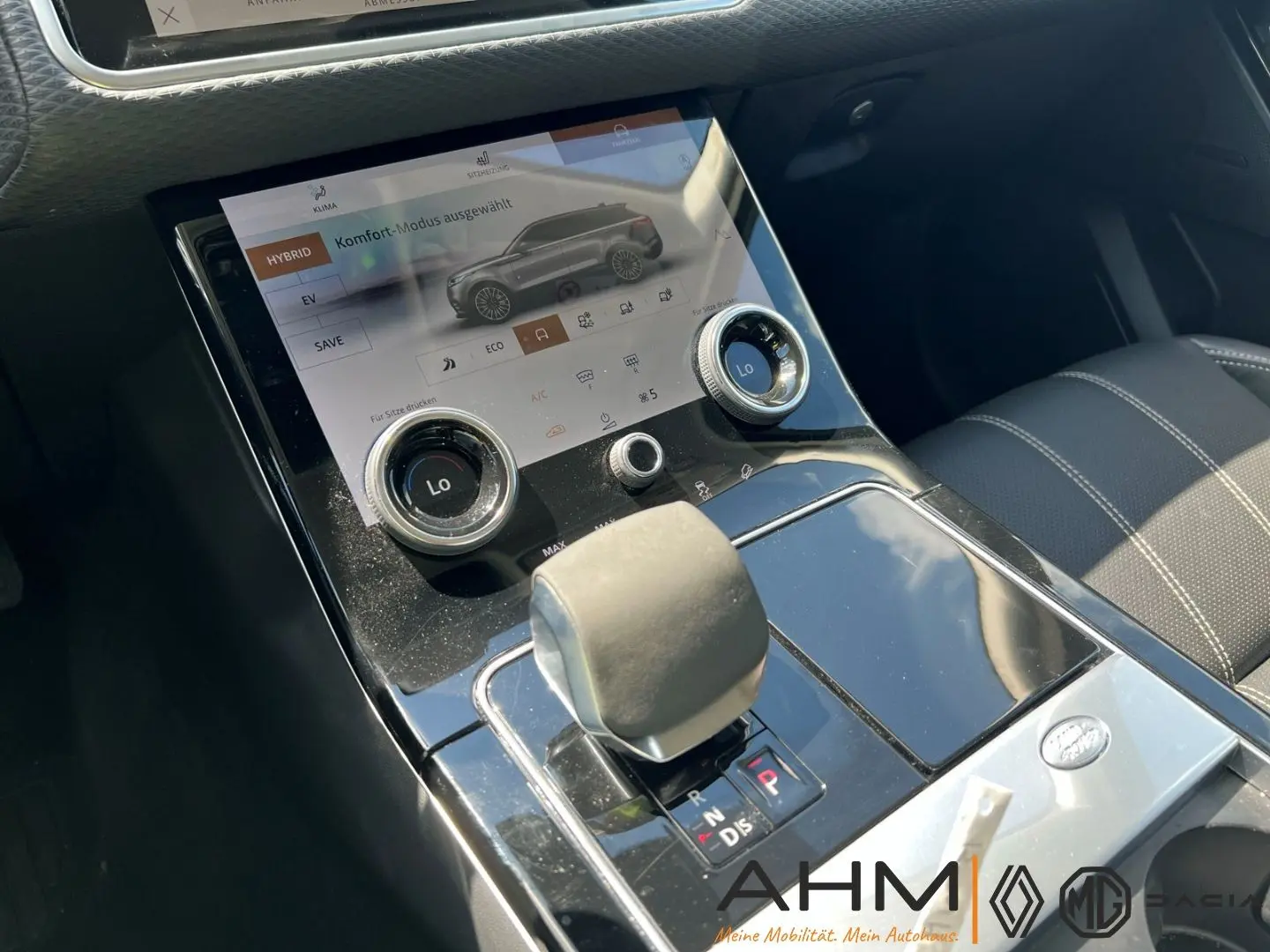 Range Rover Velar Hybrid P400e Plug-In Premium L