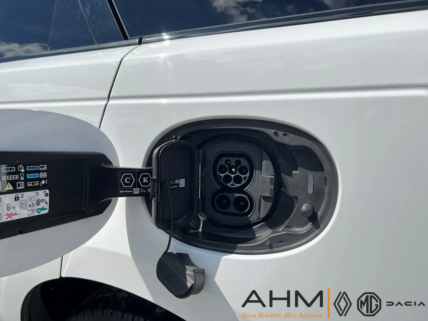 Range Rover Velar Hybrid P400e Plug-In Premium L