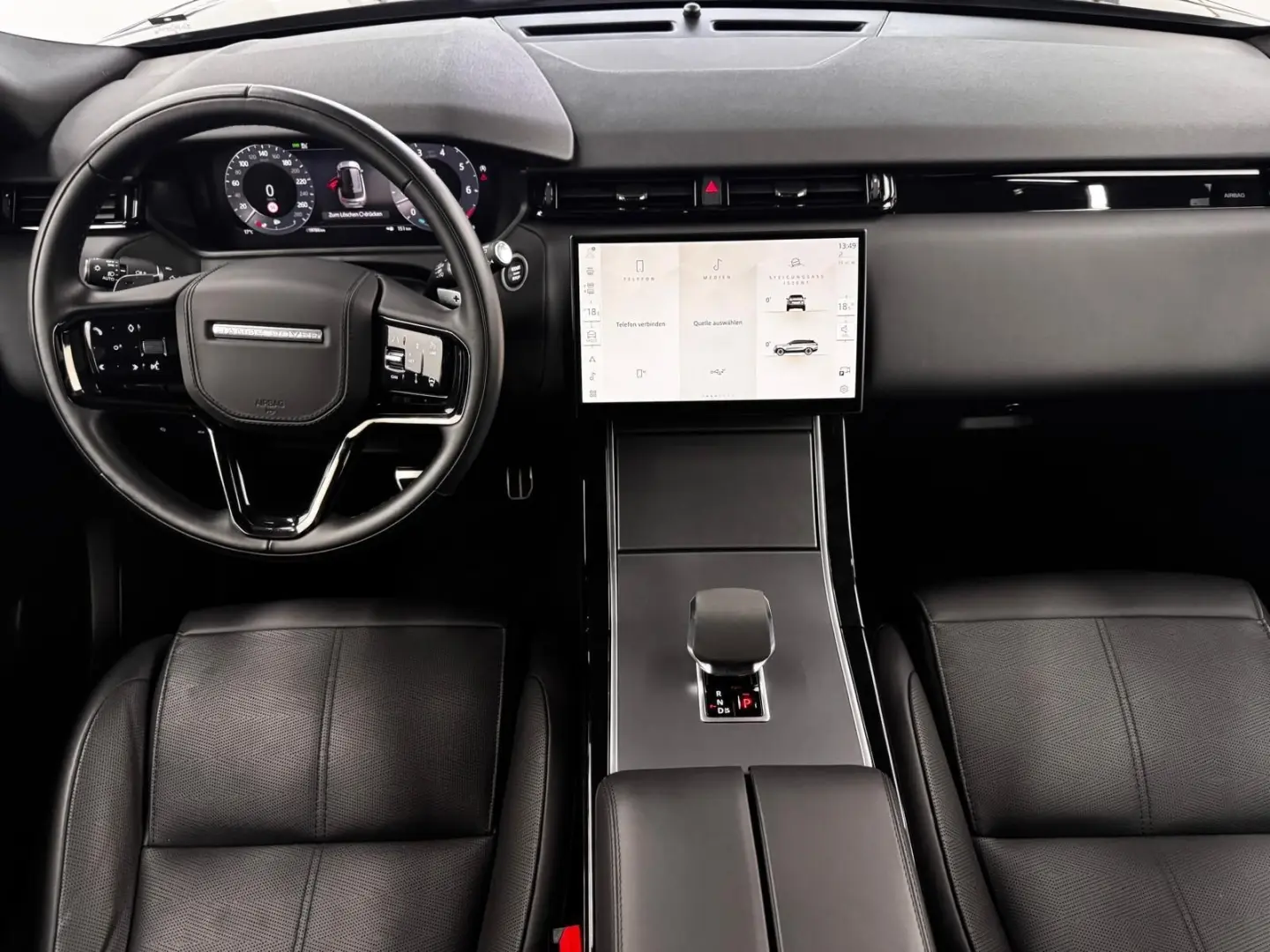 Range Rover Velar P400 Dynamic HSE Black AHK