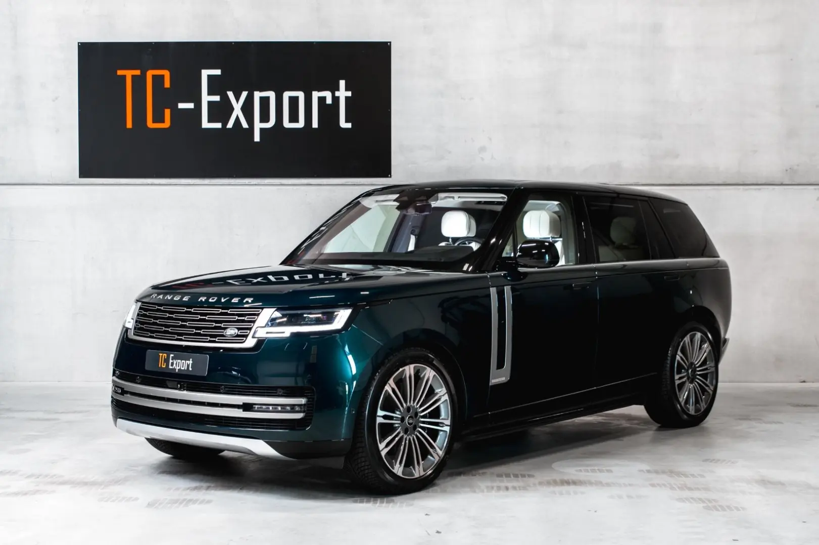 Range Rover P530 Autobiography LWB MY23