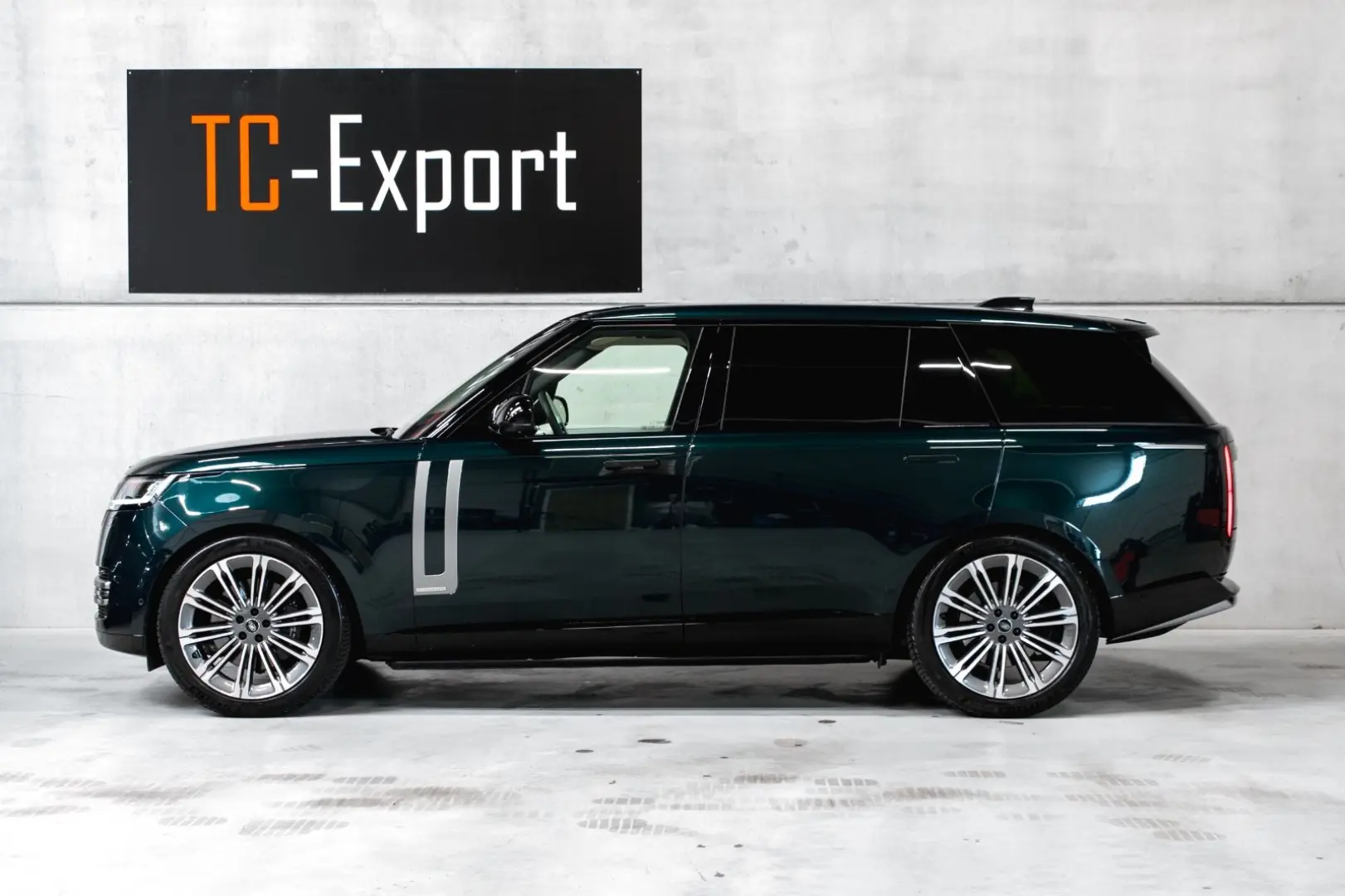 Range Rover P530 Autobiography LWB MY23