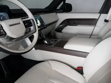 Range Rover P530 Autobiography LWB MY23