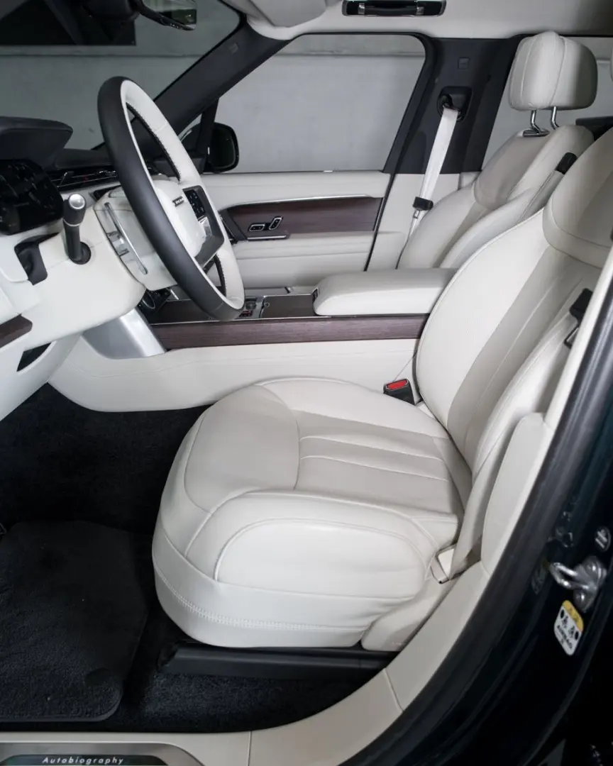 Range Rover P530 Autobiography LWB MY23