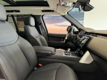 Range Rover D300 SE SHADOW Panorama 23 Zoll Navi