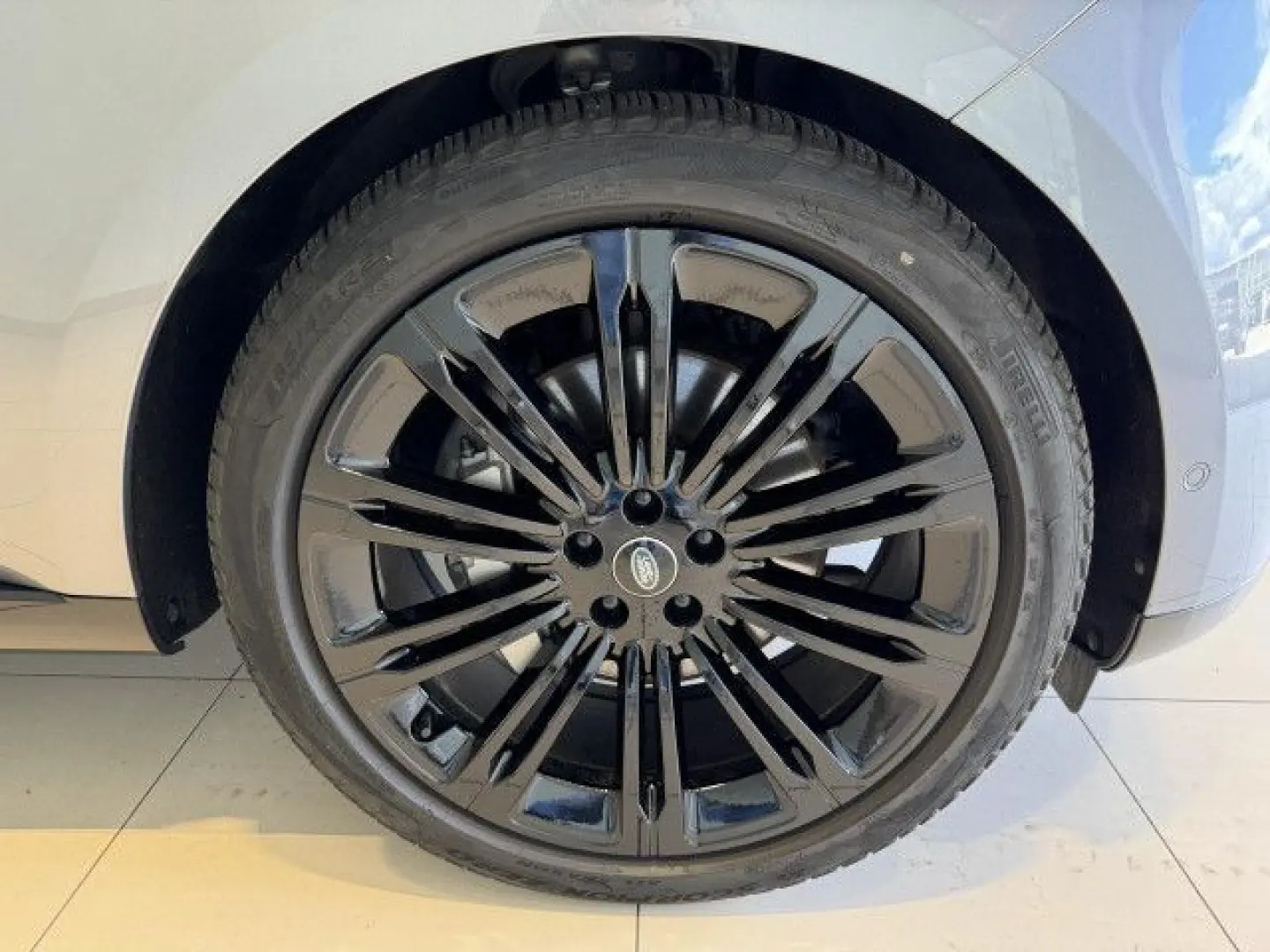Range Rover D300 SE SHADOW Panorama 23 Zoll Navi