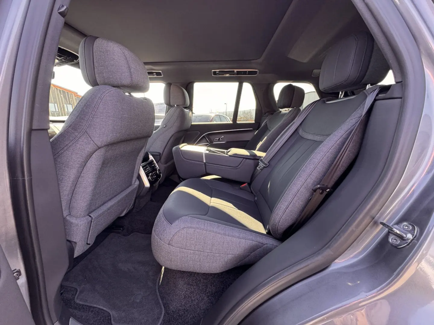Range Rover P460e Hybrid  HSE Panorama