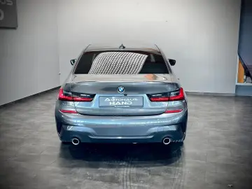 BMW 320d*xDRIVE*M-SPORT*LED*HiFi*KAMERA*