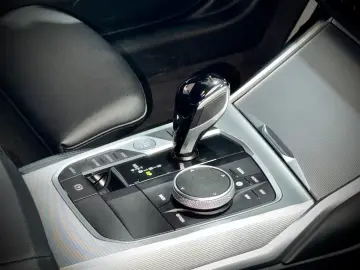 BMW 320d*xDRIVE*M-SPORT*LED*HiFi*KAMERA*